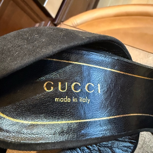 Gucci Black and Gold Women's Heels - Picture 6 of 6